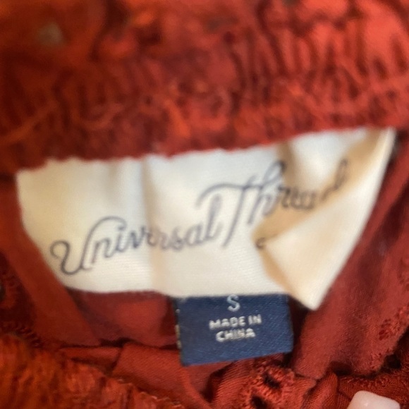 Universal Thread Rust Eyelet Blouse - Picture 4 of 5